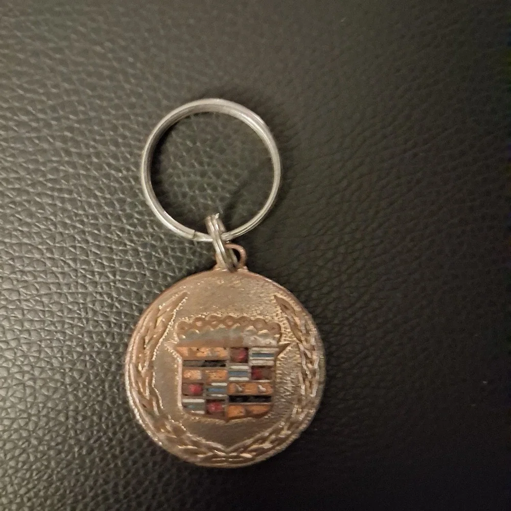 Vintage Cashman Cadillac Brass Emblem Keychain Las Vegas Fair Condition